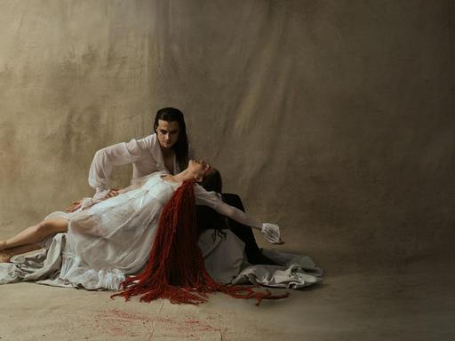 Blood dries faster in this air.
He's waited centuries for this moment. Dracula rises again, in the return of this mul... Blood dries faster in this air.
He's waited centuries for this moment. Dracula rises again, in the return of this mul...